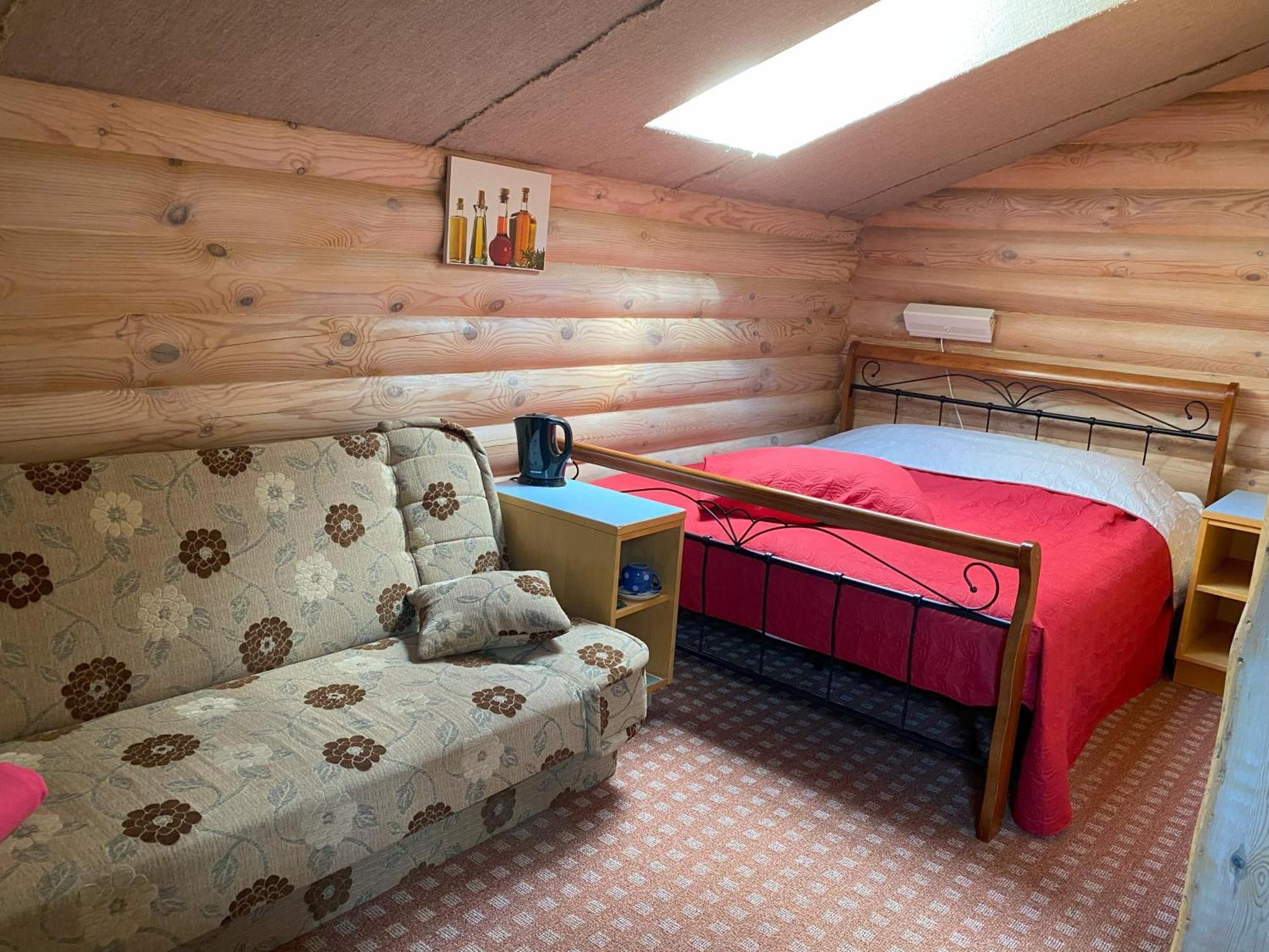 Kuelalistemaja Vehendi Motell Luaran gambar