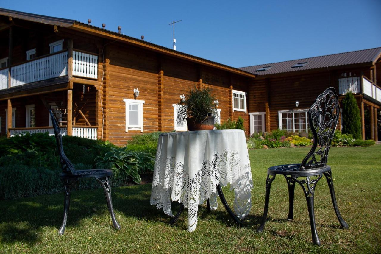 Kuelalistemaja Vehendi Motell Luaran gambar